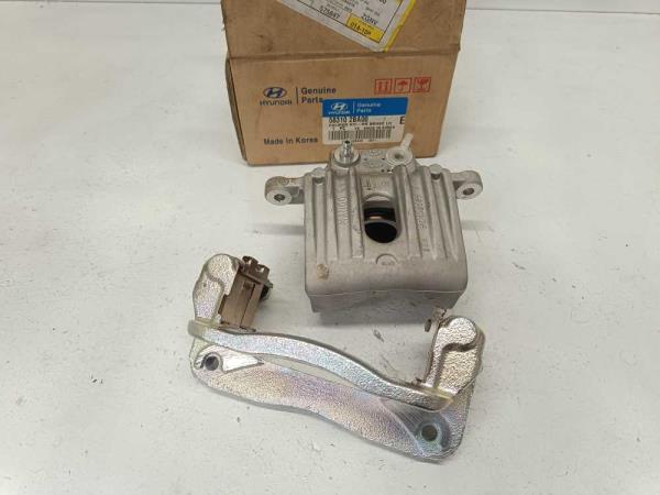 MACHOIRE ARRIERE DROIT HYUNDAI SANTAFE 2005-2015 PIECE NEUVE - Vue 1